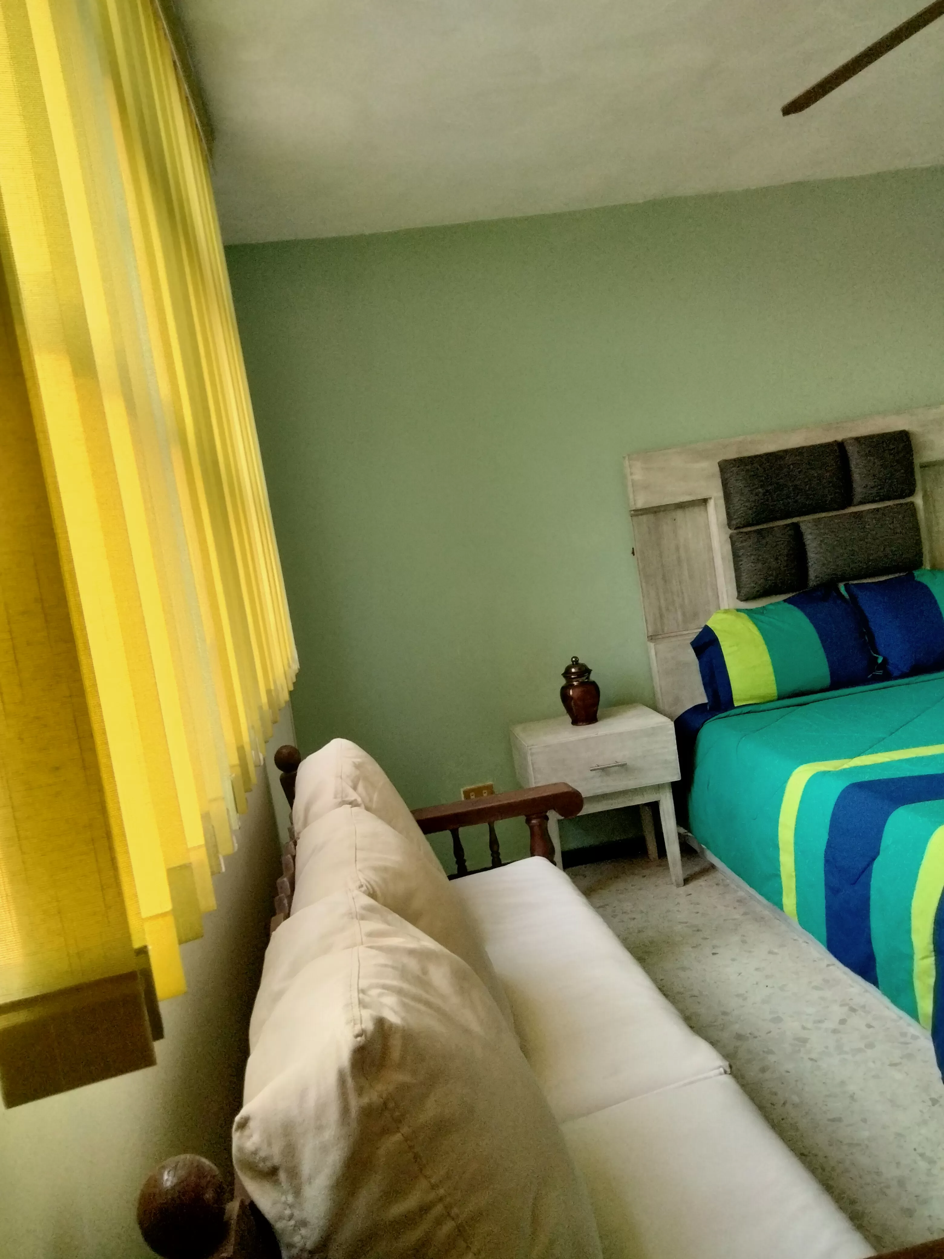 HABITACIÓN INDIVIDUAL EN 